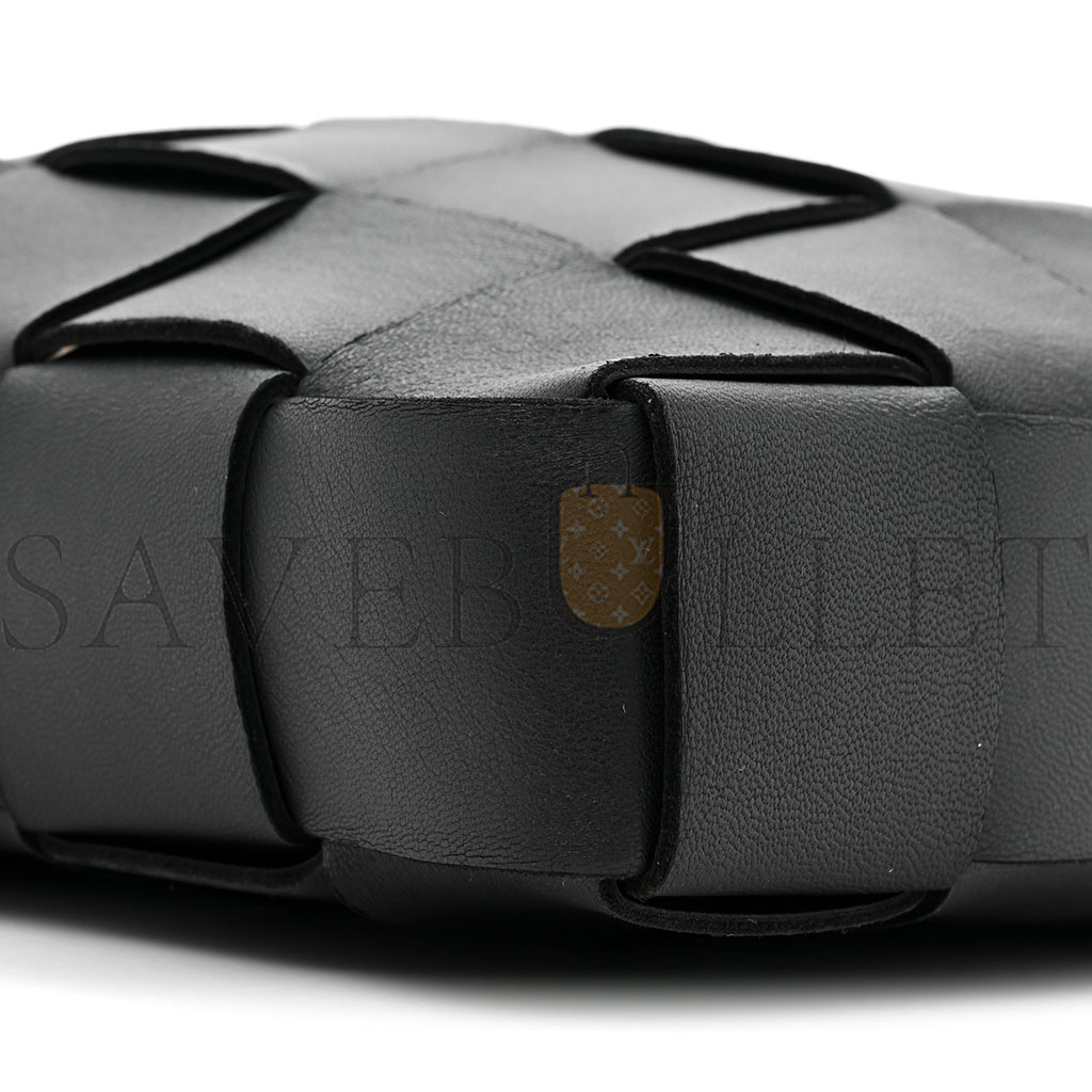 bo*te*ga Ve*ne*ta lambskin maxi intrecciato cassette messenger black (27*23*5cm)