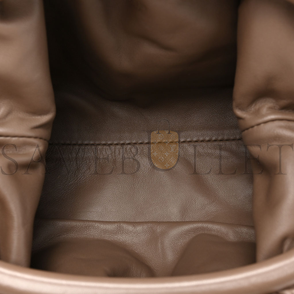 bo*te*ga Ve*ne*ta nappa intrecciato the mini pouch taupe grey 1442829 (22*11*5cm)