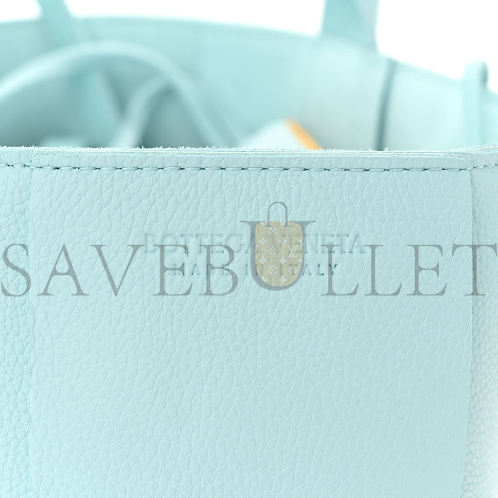 bo*te*ga Ve*ne*ta grained calfskin maxi intrecciato mini arco tote pale blue (25*17*8cm)