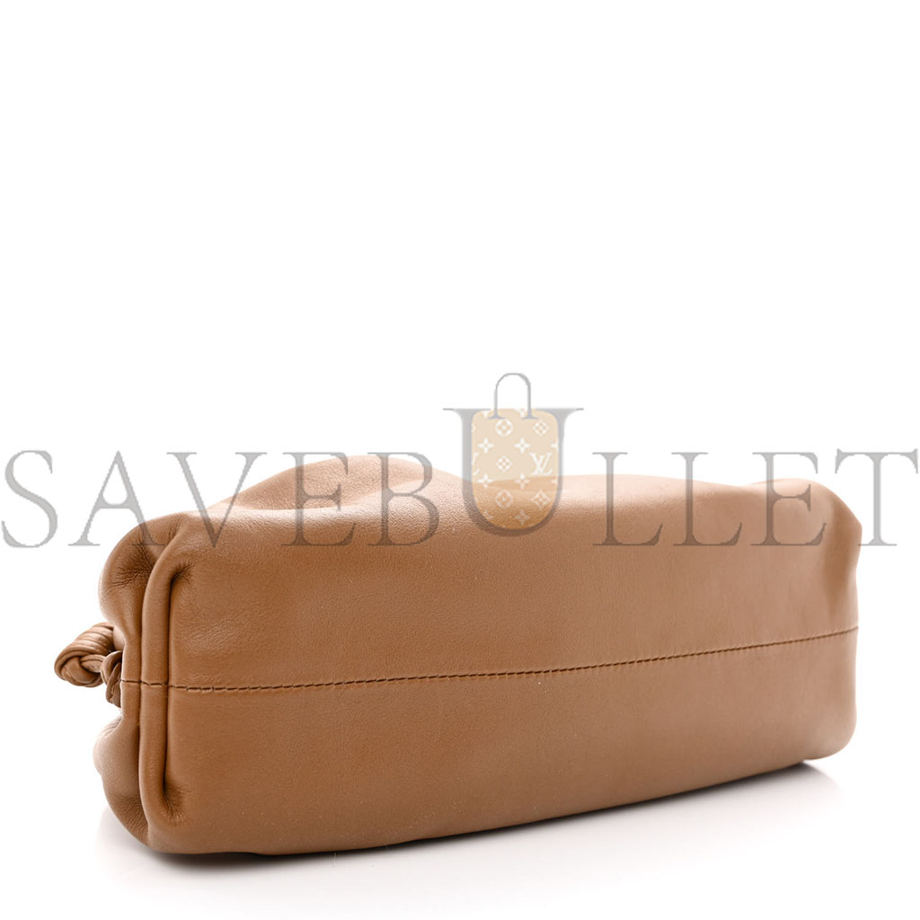 bo*te*ga Ve*ne*ta butter calfskin the mini pouch camel (22*11*6cm)