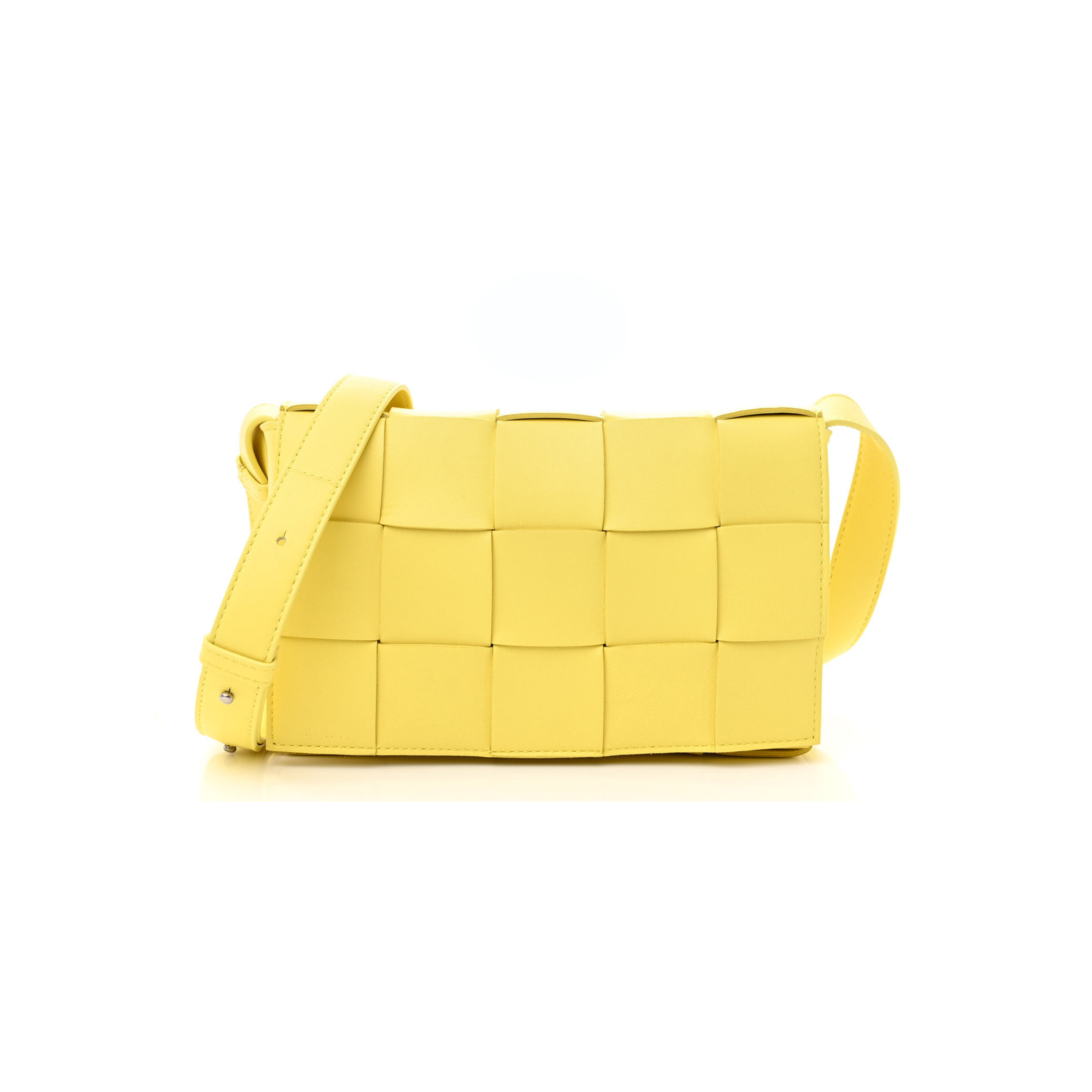 bo*te*ga Ve*ne*ta nappa maxi intreccio cassette bag lemonade (23*15*5.5cm)
