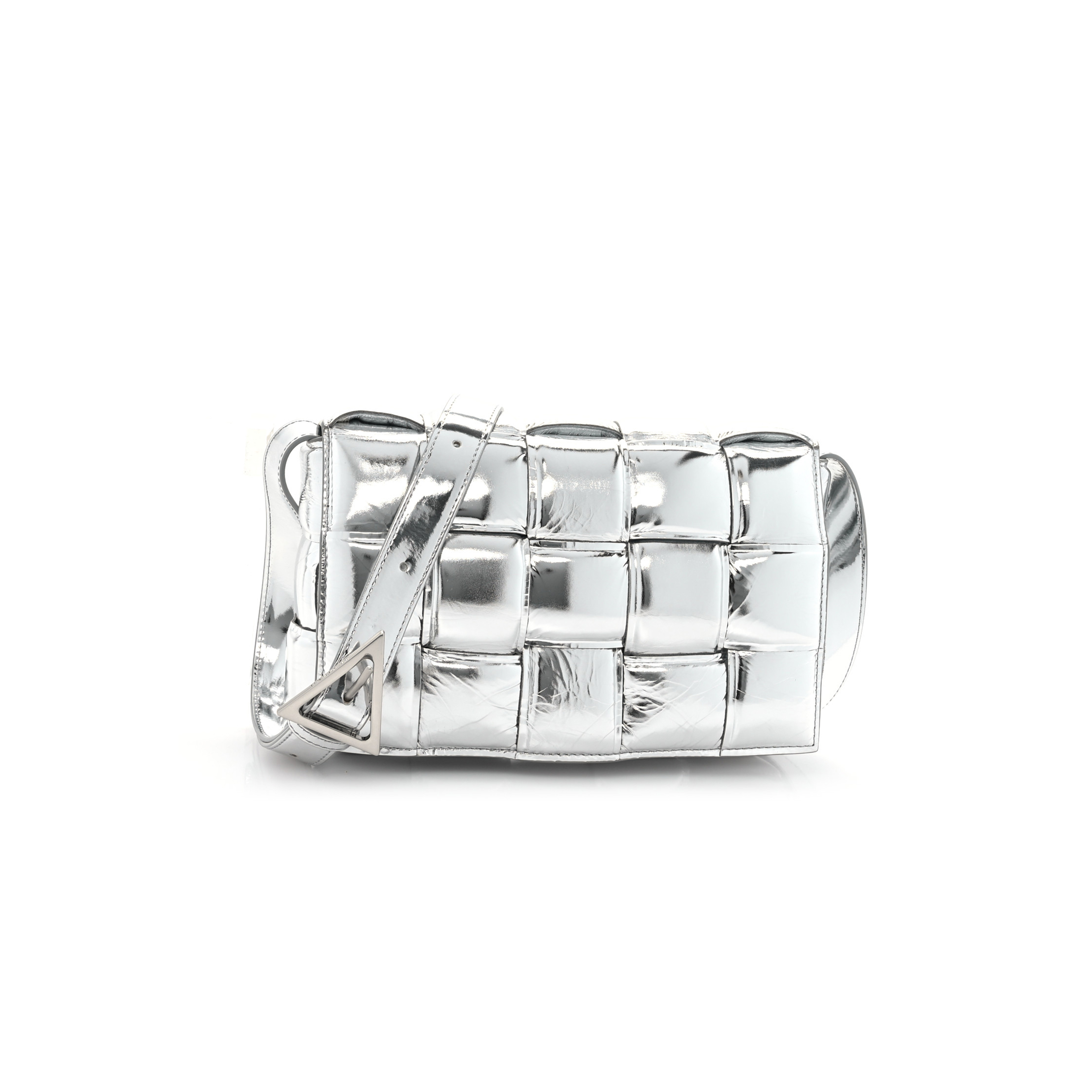 bo*te*ga Ve*ne*ta metallic lambskin padded cassette crossbody bag silver (26*18*8cm)