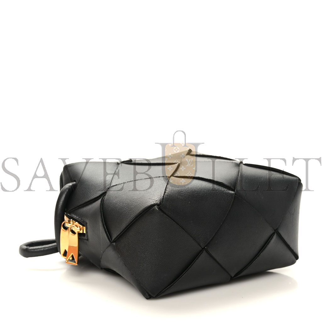 bo*te*ga Ve*ne*ta lambskin maxi intrecciato mini cassette camera bag black (15*14*7cm)
