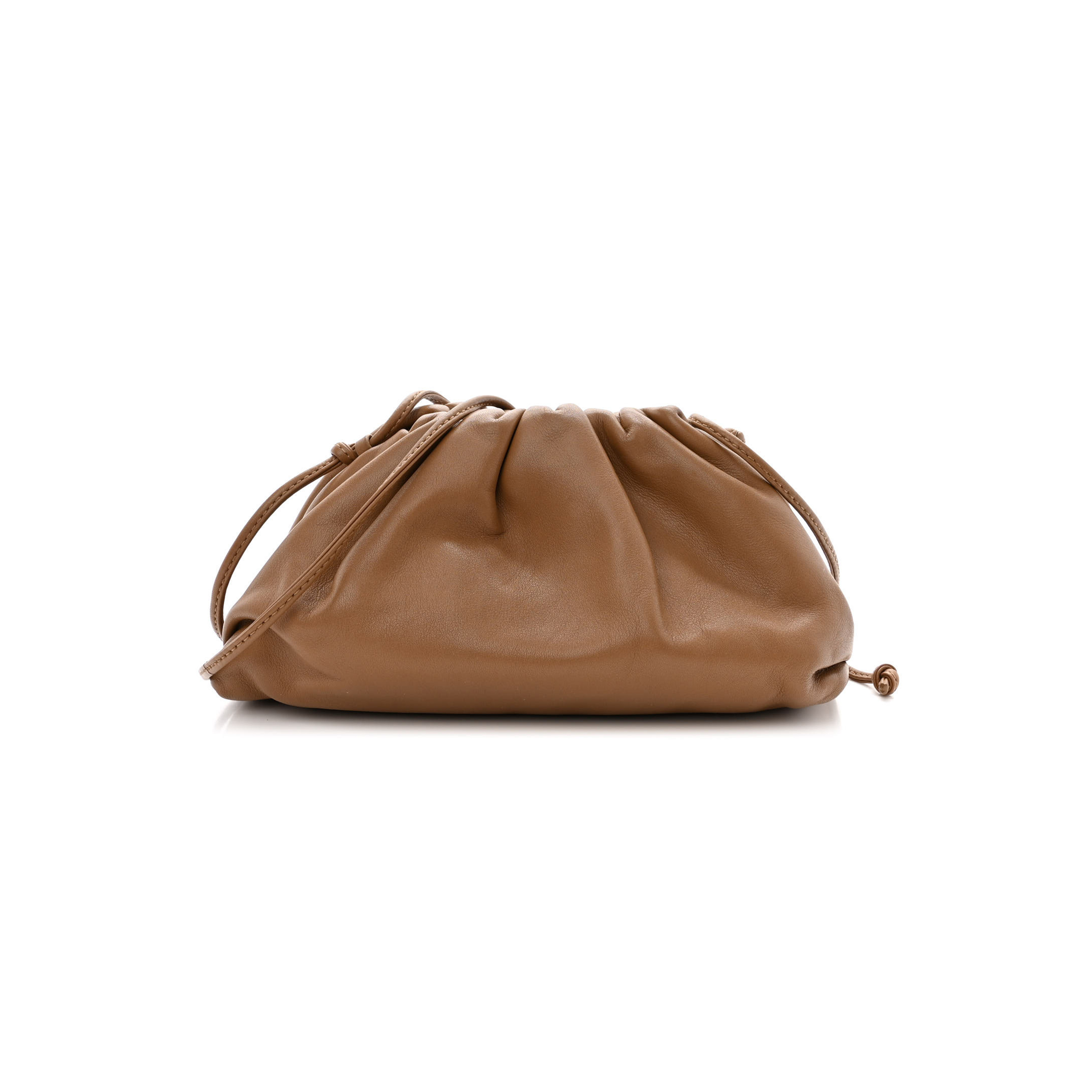 bo*te*ga Ve*ne*ta butter calfskin the mini pouch cammello (22*13*6cm)