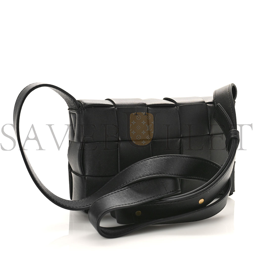 bo*te*ga Ve*ne*ta lambskin maxi intreccio small cassette crossbody bag black (19*12*4cm)