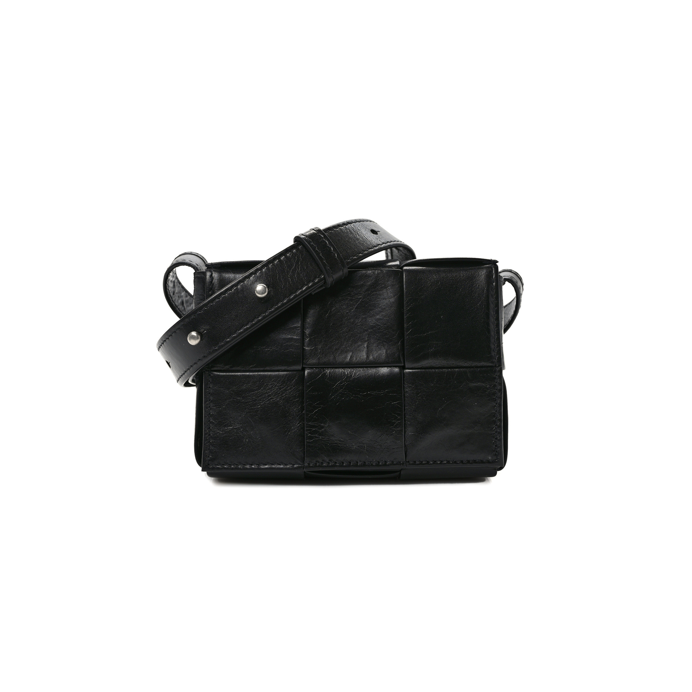bo*te*ga Ve*ne*ta paper calfskin maxi intreccio extra mini cassette crossbody bag black (13*9*5cm)