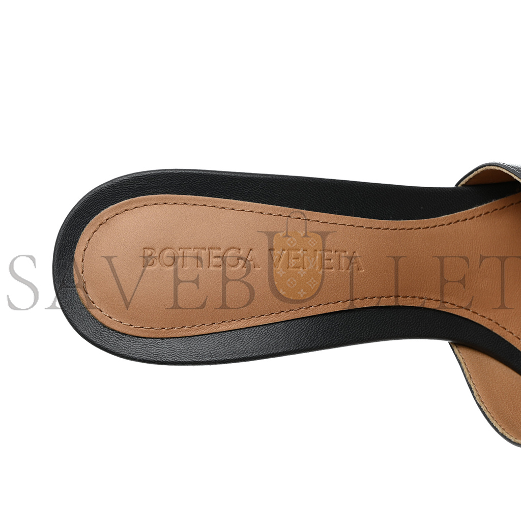 bo*te*ga Ve*ne*ta lambskin stretch mule sandals 36 light graphite