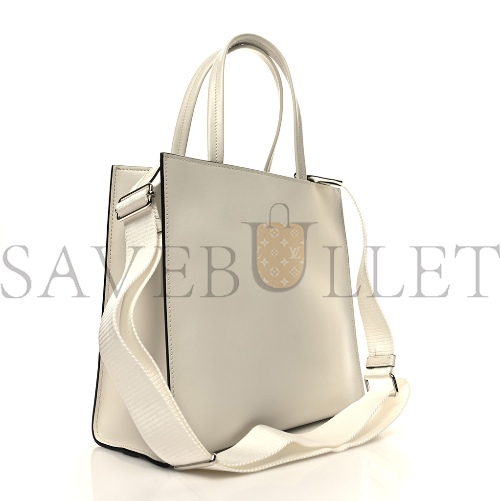 Pra*a calfskin triangle tote bag white (25*23*9cm)