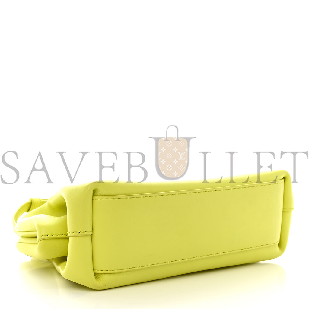 bo*te*ga Ve*ne*ta calfskin small the point triangle bag seagrass (20*18*8cm)