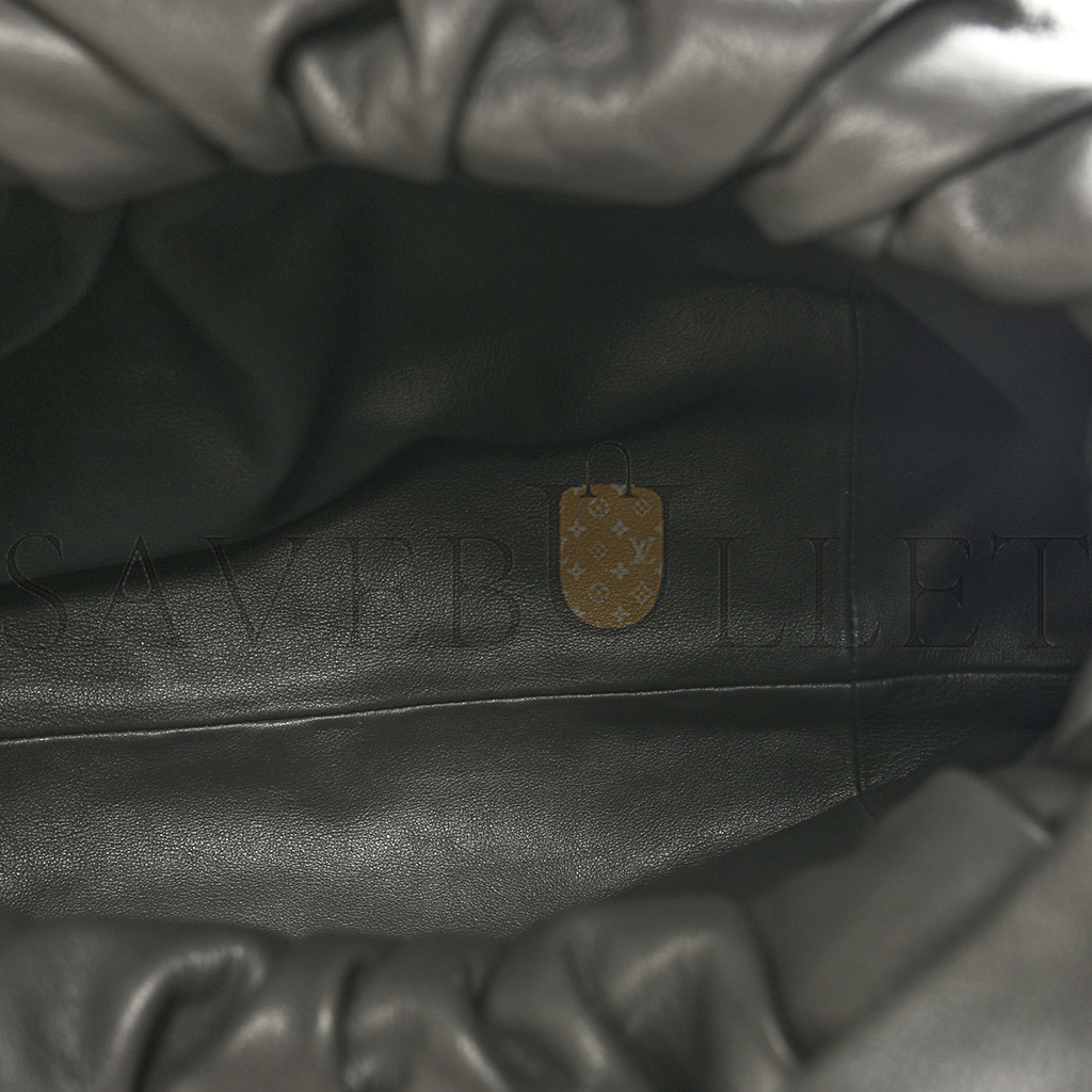 bo*te*ga Ve*ne*ta smooth butter calfskin small the shoulder pouch grey (39*22*15cm)