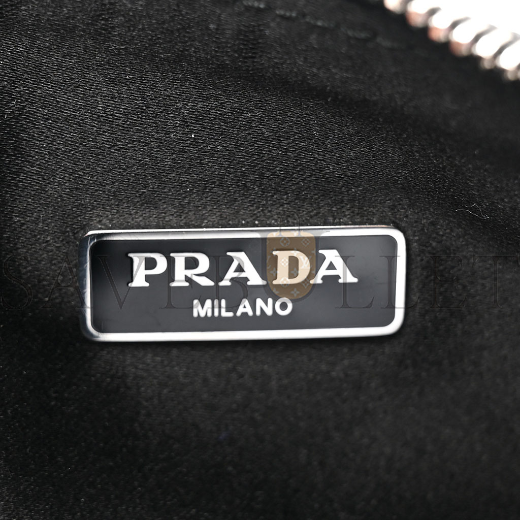 Pra*a satin crystal re-edition 2005 shoulder bag cristal (22*17*6cm)