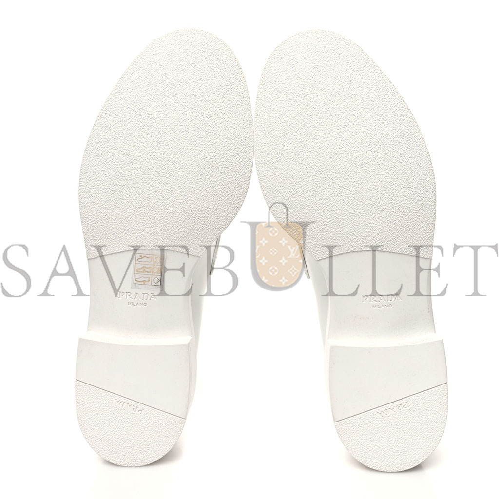 Pra*a spazzolato metal triangle logo 50mm loafers 39.5 white
