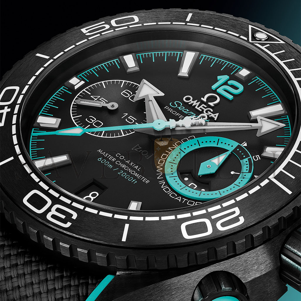 Om**a seamaster planet ocean 600m watch 215.92.46.51.01.003