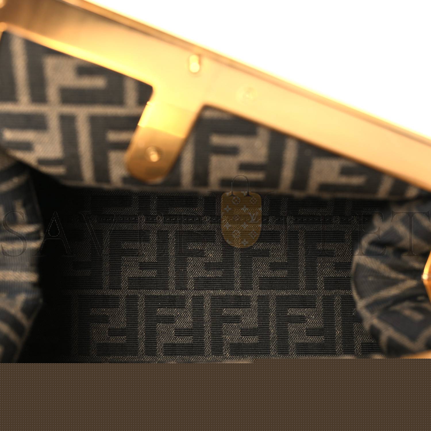 F**di shiny nappa medium F**di first black (31*25*11cm)