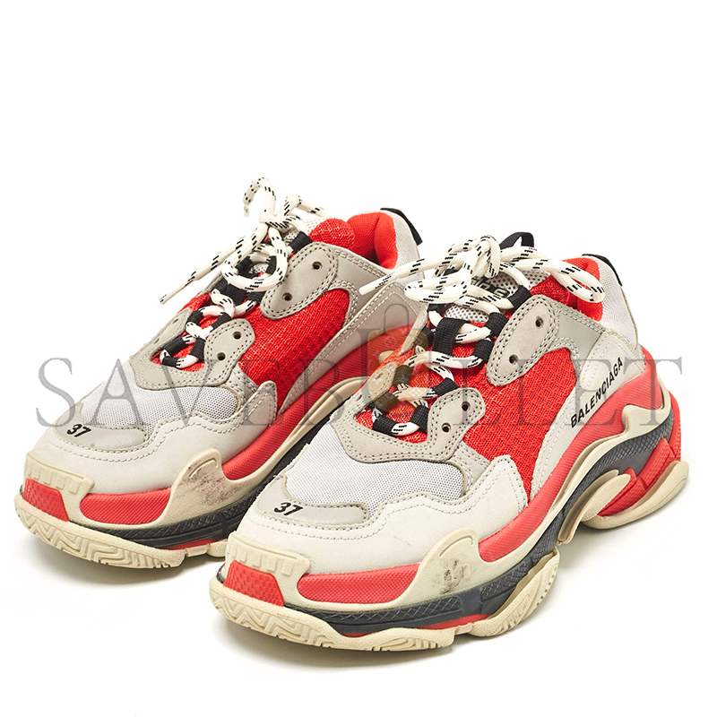 Ba*len*cia*ga red grey mesh and nubuck triple s low top sneakers 524039w06f19000