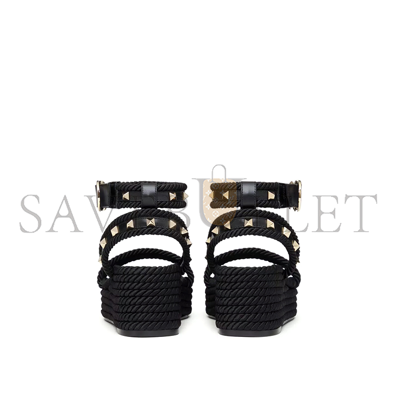 VALENTINO ROCKSTUD FLATFORM SANDAL IN CALFSKIN 45MM 6W2S0GI3BAE_0NO