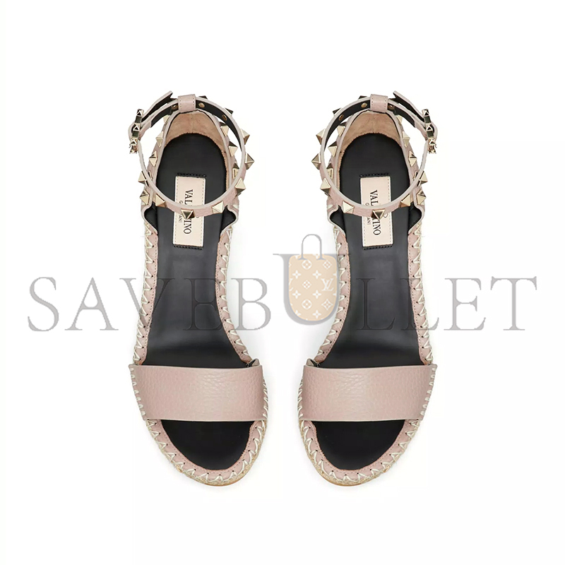 VALENTINO DOUBLE ROCKSTUD GRAINY CALFSKIN WEDGE SANDAL 105MM 5W2S0090VTO_P98