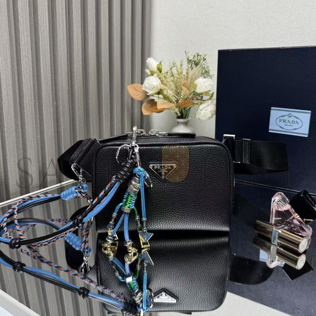 PRA*A LEATHER SHOULDER BAG WITH CHARM 2VH181 (24*16.5*7cm)