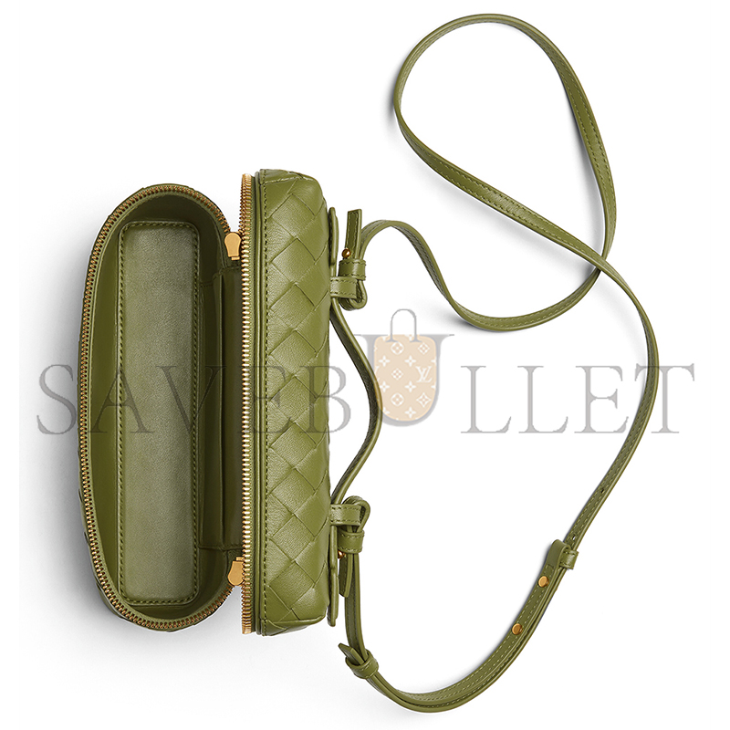 bo*te*ga Ve*ne*ta bang bang intrecciato leather vanity case 789109v3iv12488 (22*12.5*5cm)