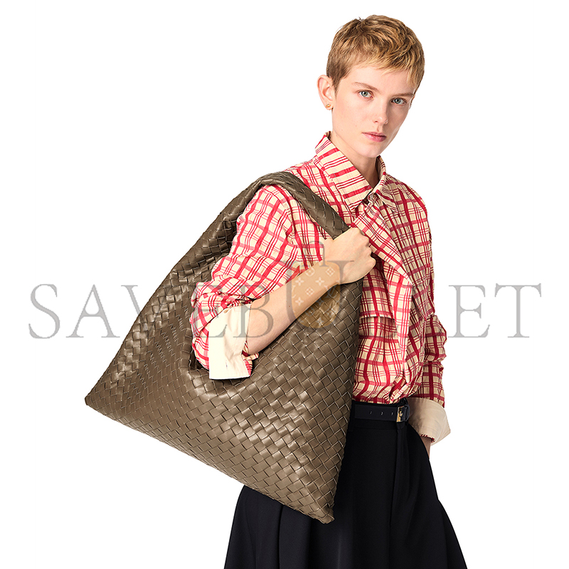 bo*te*ga Ve*ne*ta large hop 763970v3iv12360 (54*24*13cm)