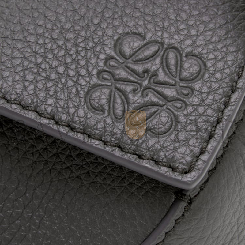 L0ew* mini puzzle edge bag in soft grained calfskin a510p88x16-1220 (18*12.5*8cm)