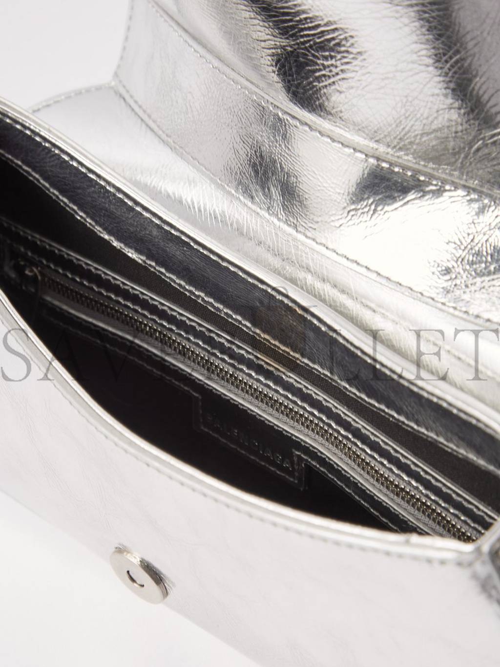 Ba*len*cia*ga silver lindsay s metallic-leather shoulder bag matchesfashion us (28.5*12.9*5.3cm)
