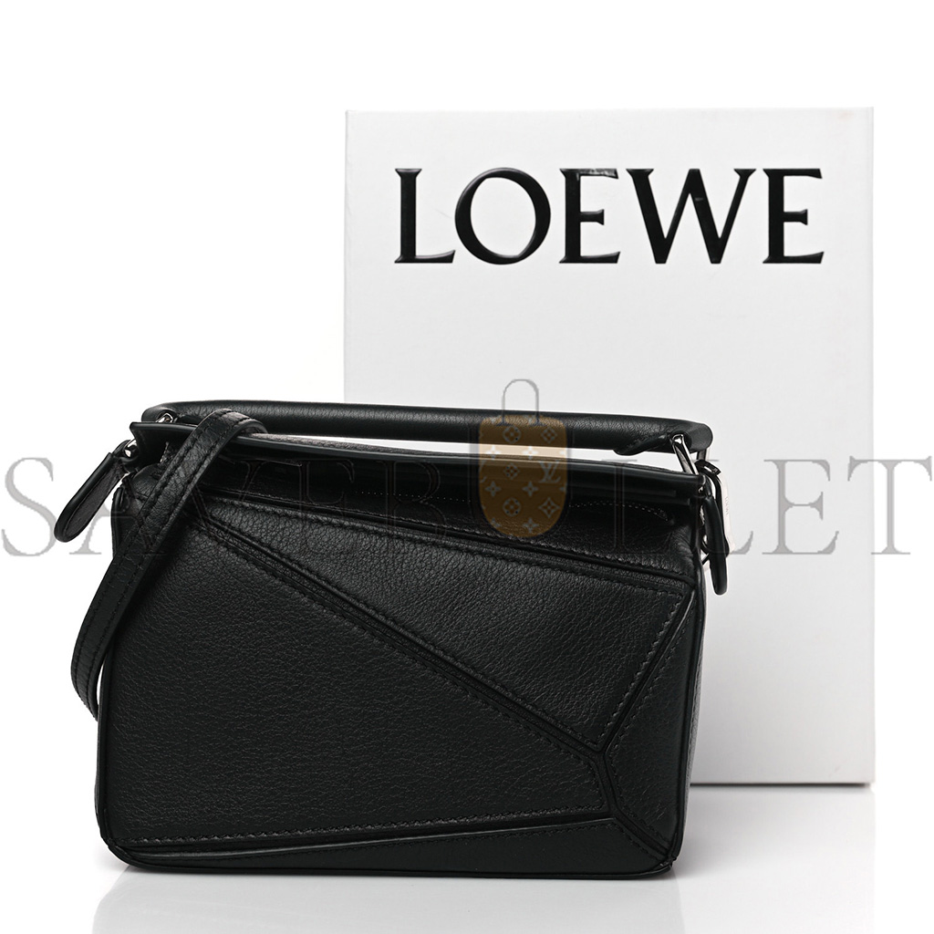 l*ew* calfskin mini puzzle bag black (18*12.5*8cm)