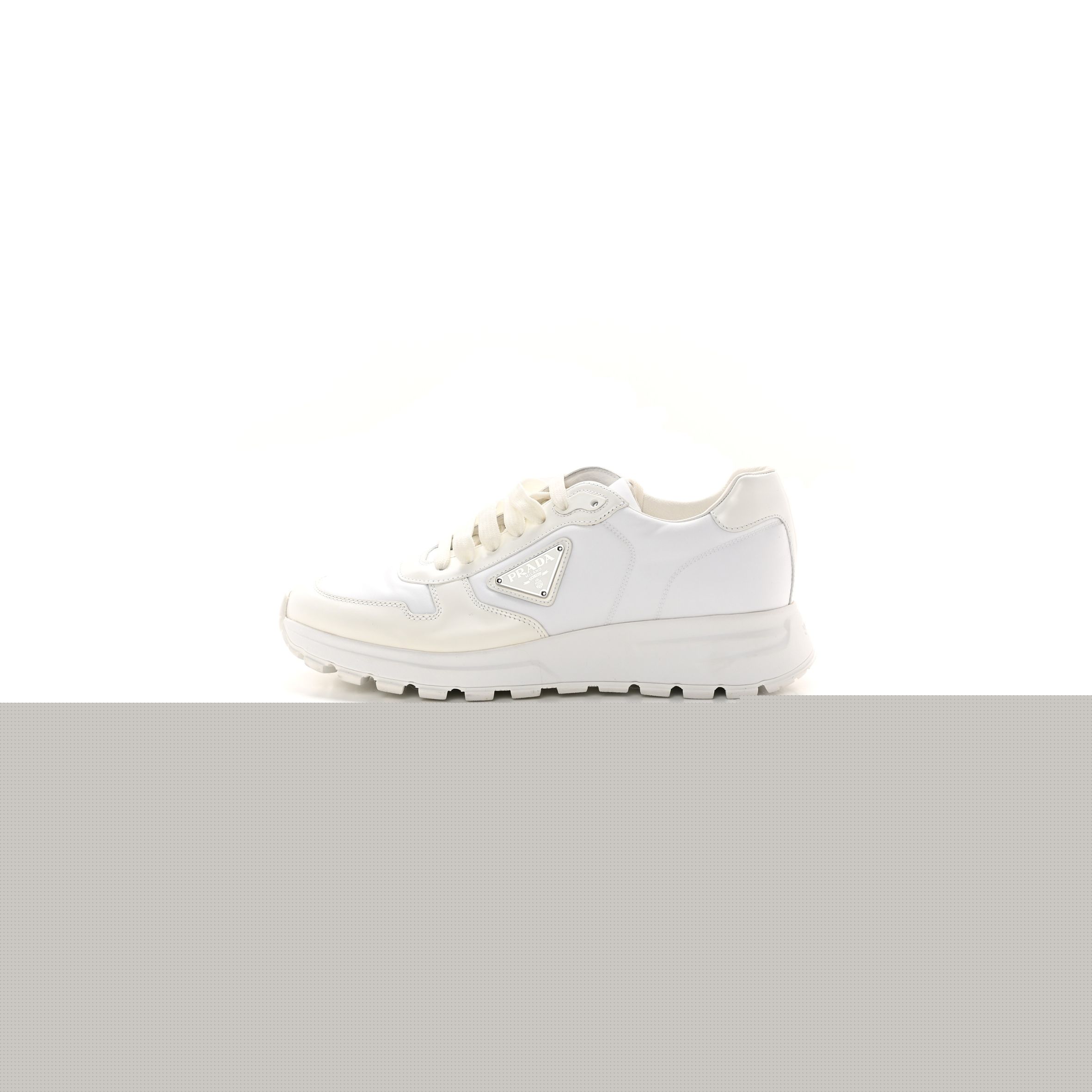 Pra*a re-nylon spazzolato metal triangle logo mens prax 01 45mm sneakers 8 white