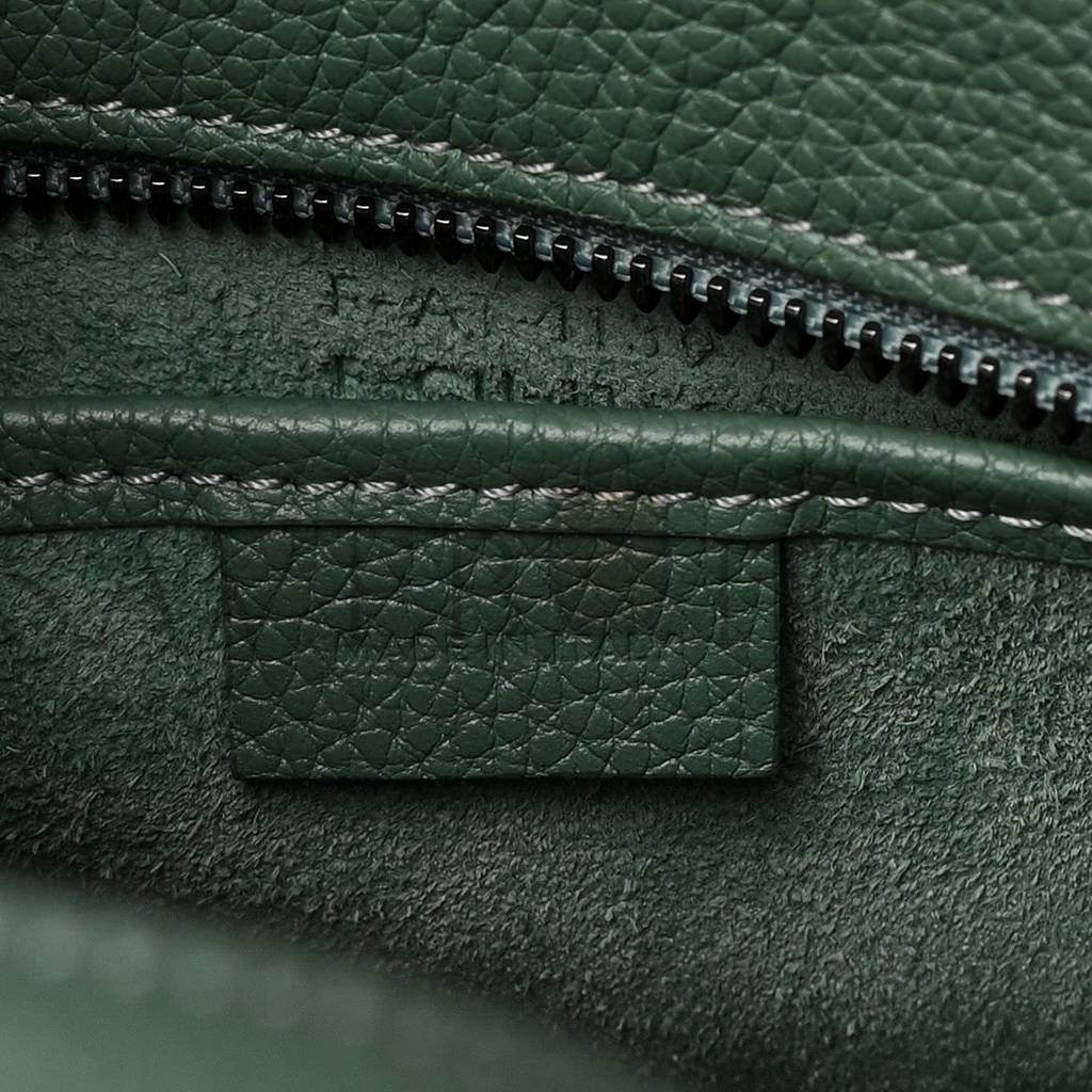 Ce**e drummed calfskin nano luggage celadon (21*20*10cm)