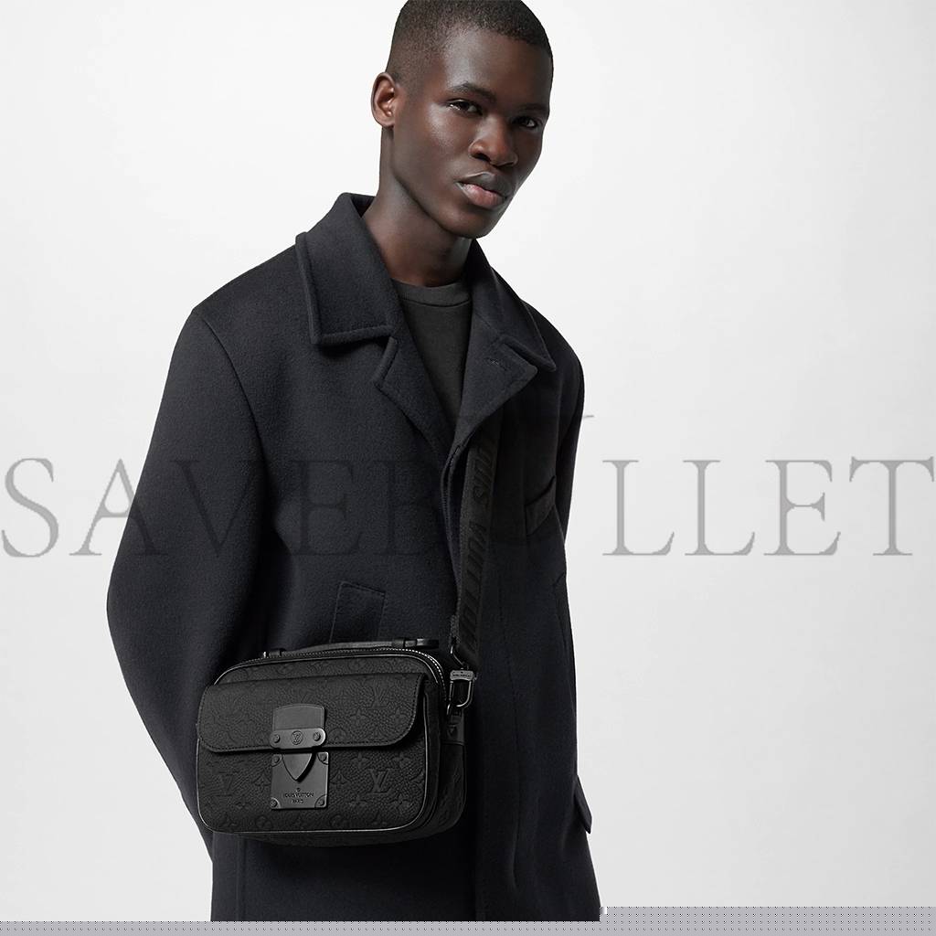 l**is V*t*n s lock messenger  m58489 (22*18*8cm)