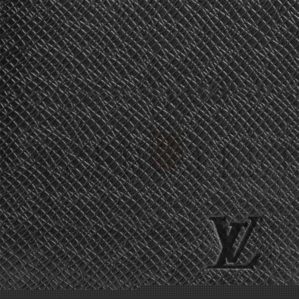 l**is V*t*n passport cover  m64596 (10*14*2.5cm)