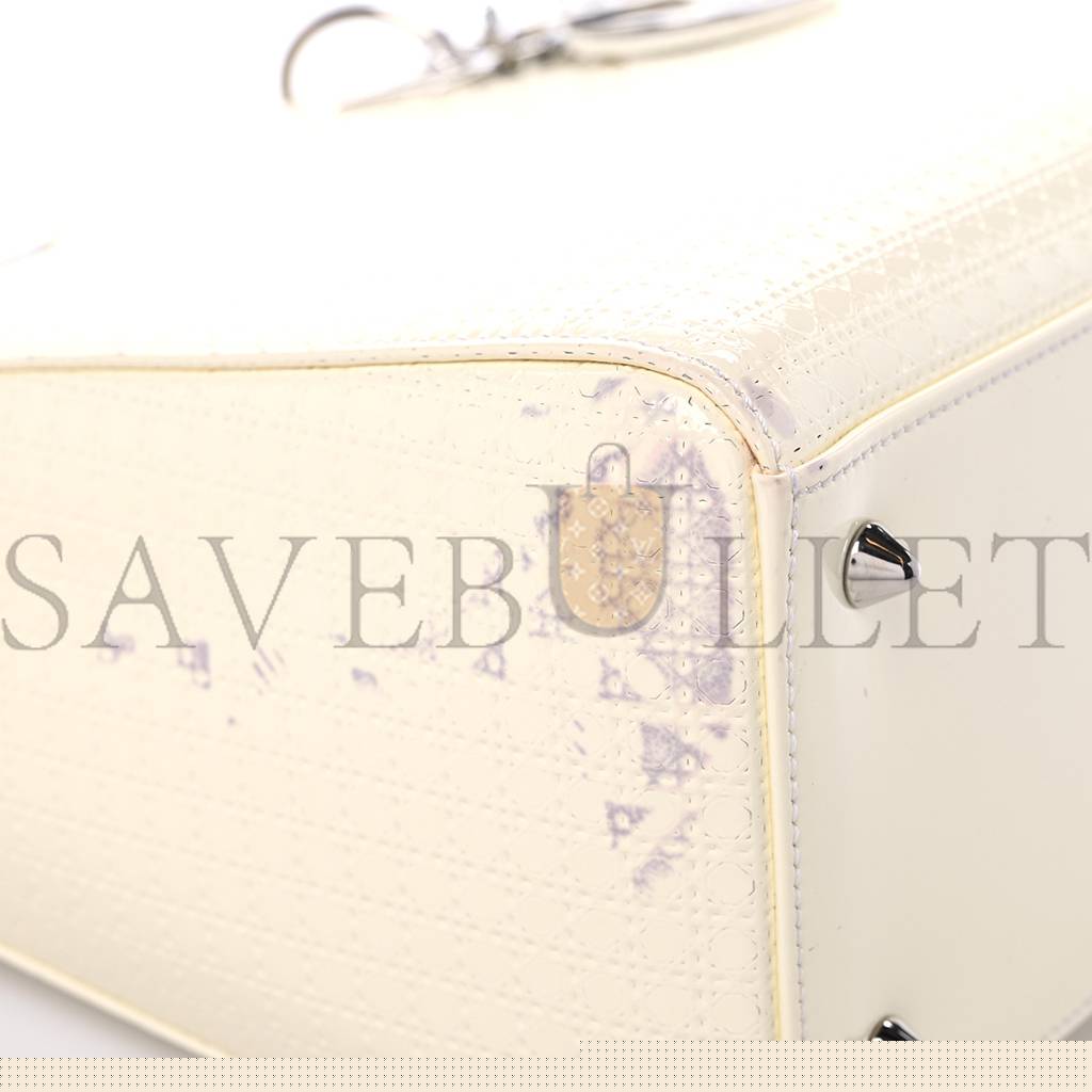 D*or patent micro-cannage mini lady D*or white (23*21*12.1cm)