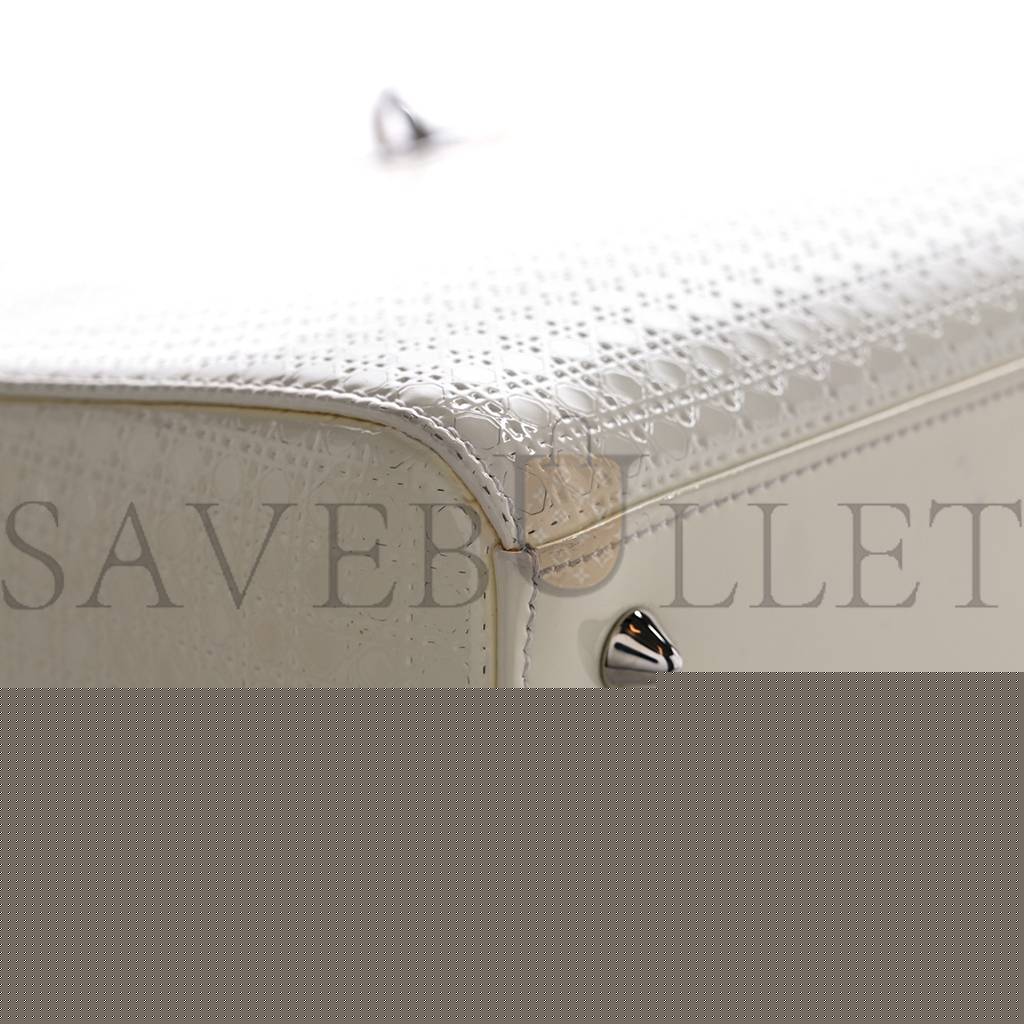 D*or patent micro-cannage mini lady D*or white (23*21*12.1cm)