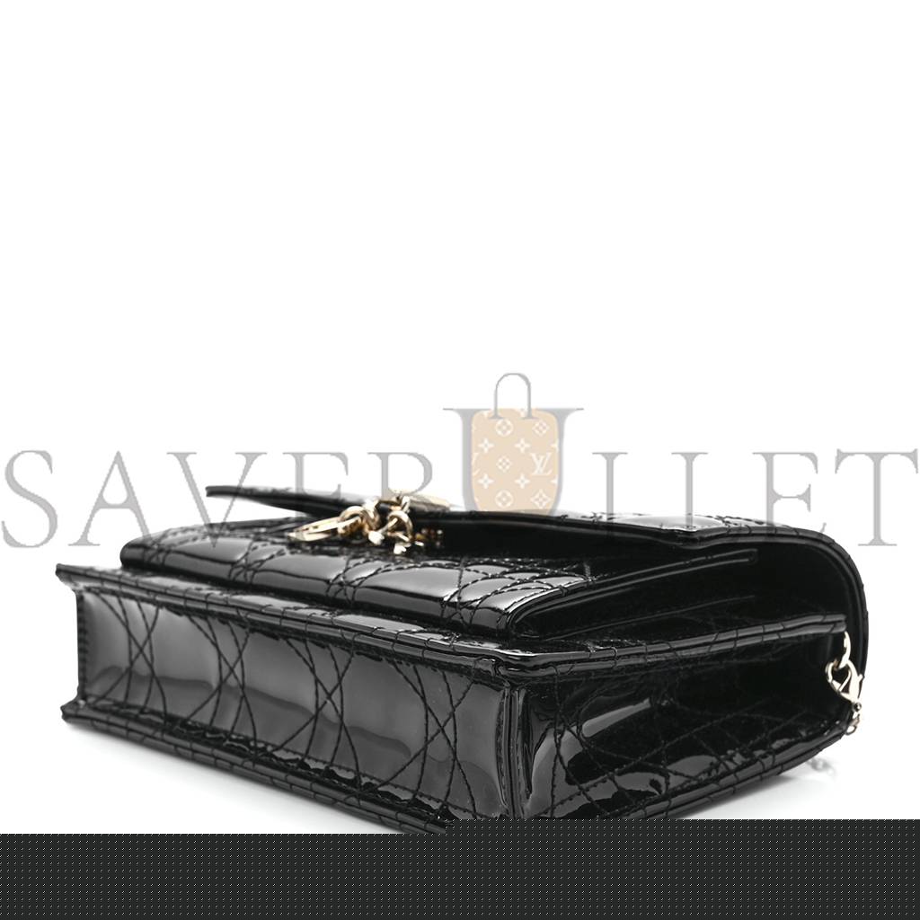 D*or patent cannage lady D*or chain pouch black (19*13*4.4cm)