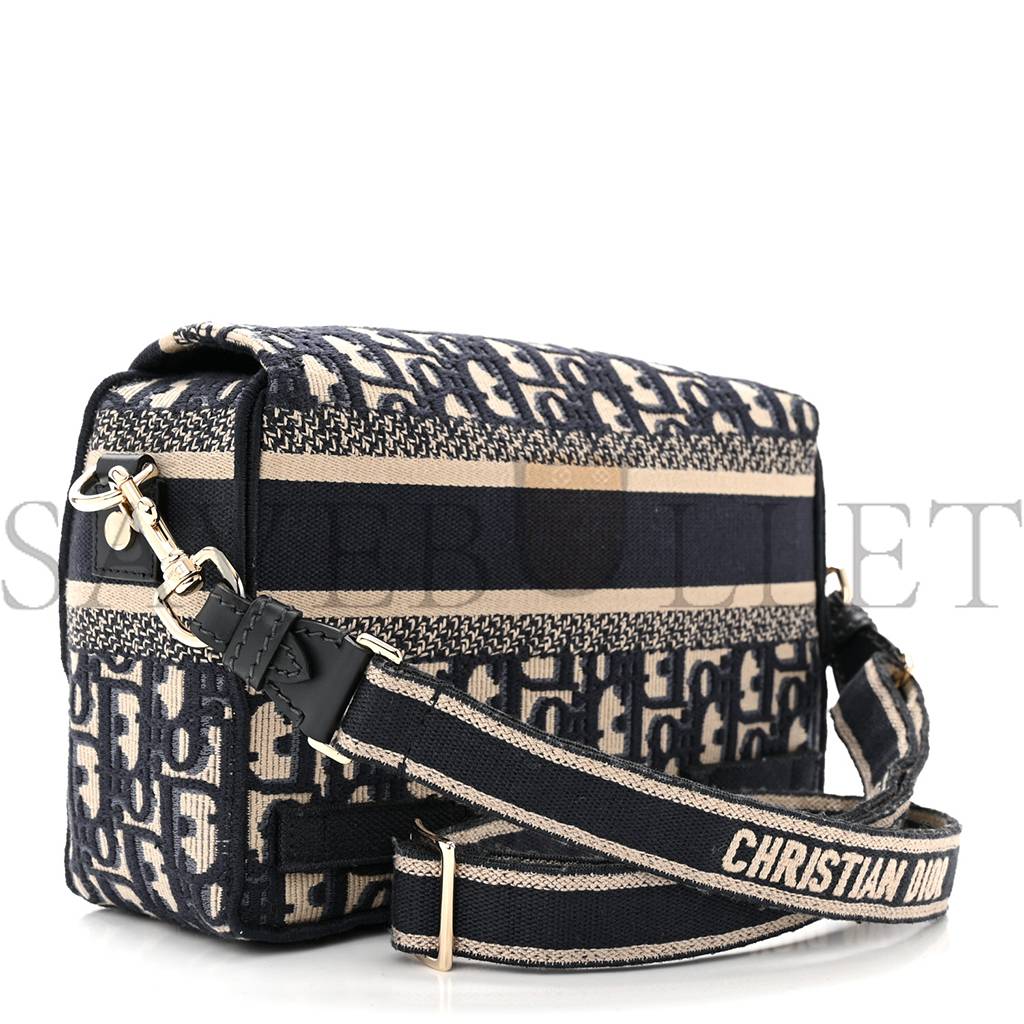 D*or oblique small D*orcamp messenger blue (23*18*7.6cm)