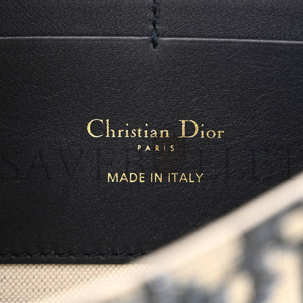 D*or oblique bobby east west pouch blue (22*12*3.2cm)