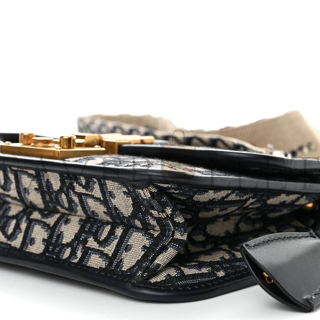 D*or oblique small D*oraddict flap bag navy blue (21*14*5.1cm)