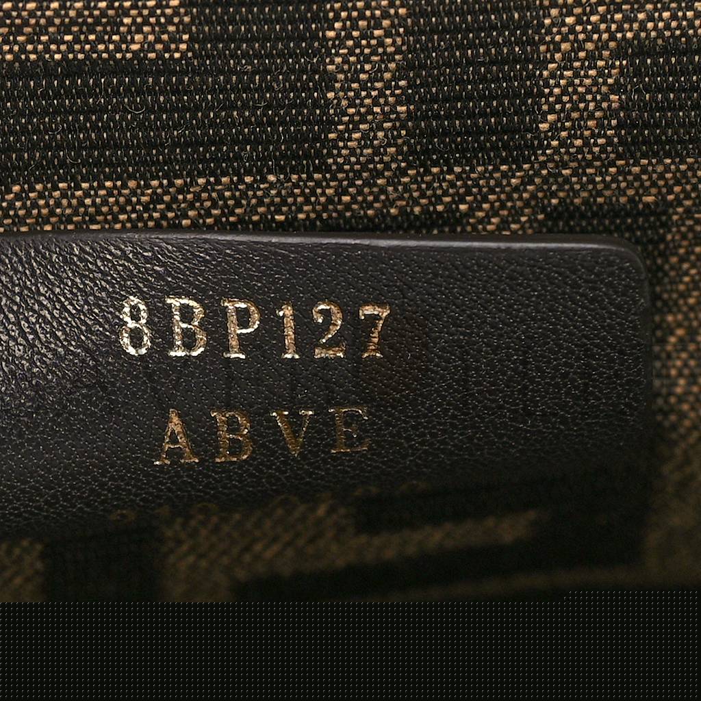 F**di shiny nappa medium F**di first poudre (30*25*11cm)