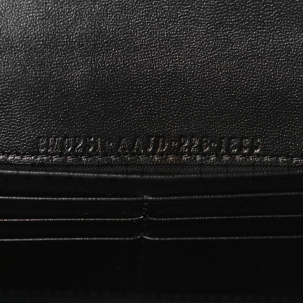F**di nappa ff embossed continental wallet black (19*10*3cm)